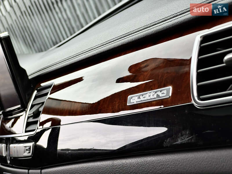 Седан Audi A8 2013 в Киеве