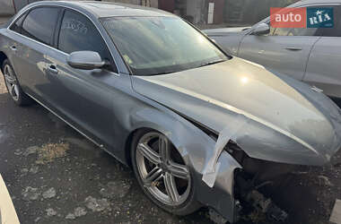 Седан Audi A8 2012 в 