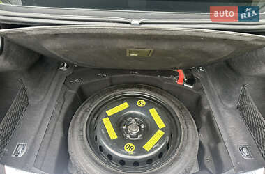 Седан Audi A8 2012 в 