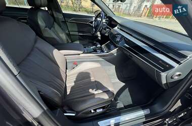 Седан Audi A8 2019 в 