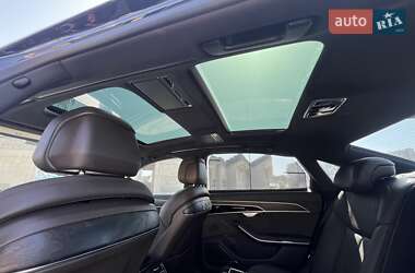 Седан Audi A8 2019 в 