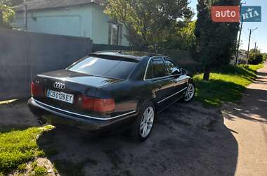 Седан Audi A8 2001 в 