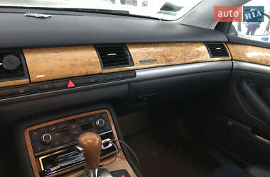 Седан Audi A8 2006 в 