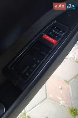 Седан Audi A8 1997 в Чернівцях