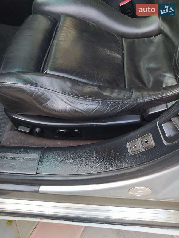 Седан Audi A8 1997 в Чернівцях