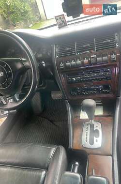 Седан Audi A8 1997 в Чернівцях