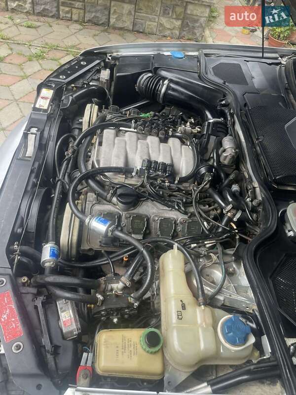 Седан Audi A8 1997 в Чернівцях