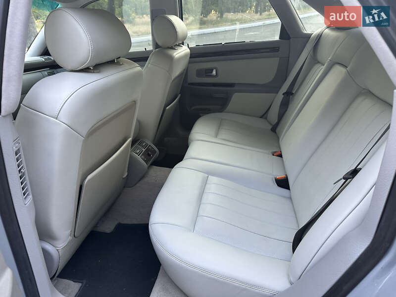 Седан Audi A8 1995 в Одесі