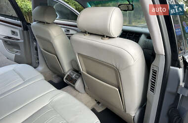 Седан Audi A8 1995 в 