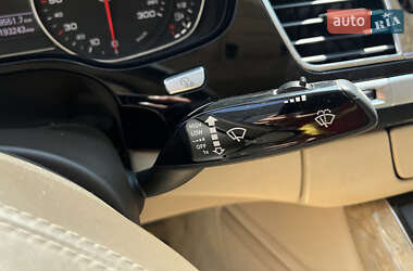 Седан Audi A8 2011 в 