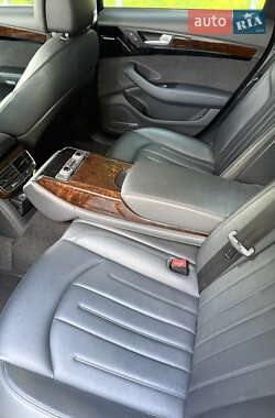 Седан Audi A8 2014 в 