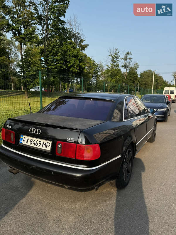 Седан Audi A8 1995 в Харькове