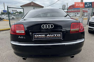 Седан Audi A8 2006 в 