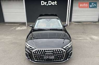 Седан Audi A8 2022 в 