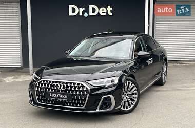 Седан Audi A8 2022 в 