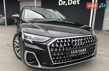 Седан Audi A8 2022 в 