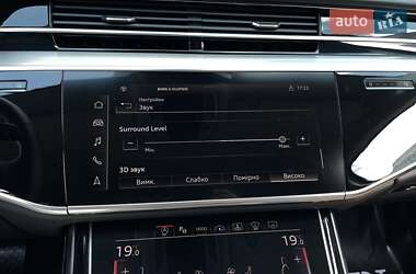 Седан Audi A8 2022 в 