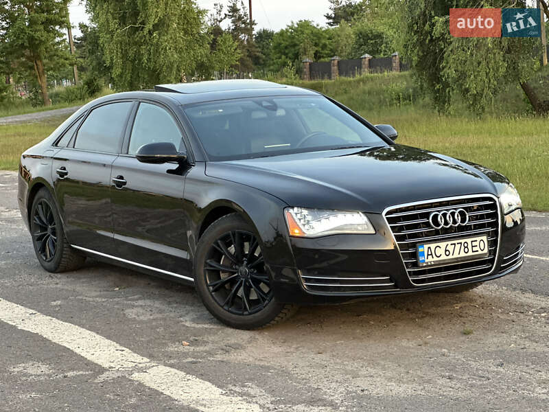 Седан Audi A8 2012 в Камне-Каширском