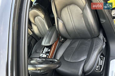 Седан Audi A8 2012 в 