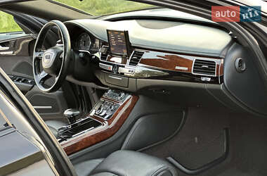 Седан Audi A8 2012 в 