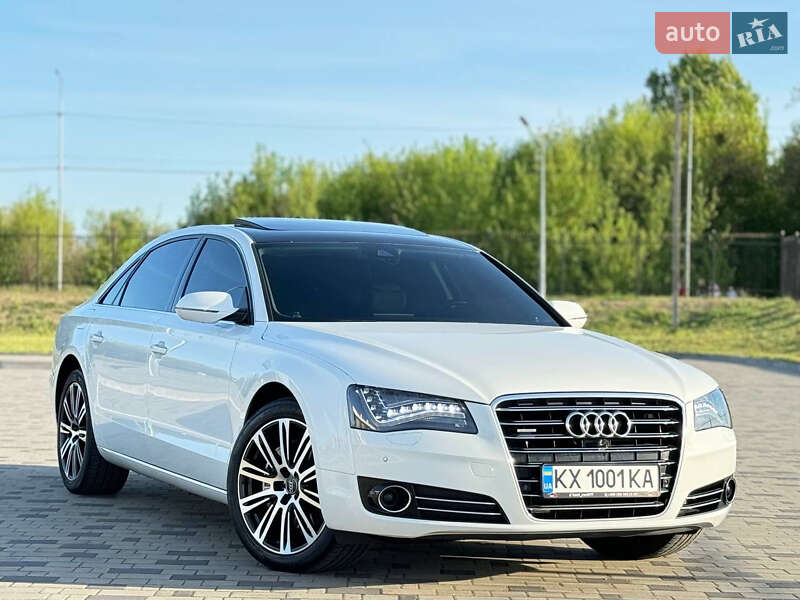Седан Audi A8 2013 в 