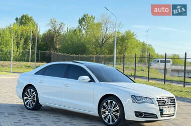 Седан Audi A8 2013 в 