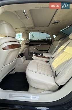 Седан Audi A8 2019 в 