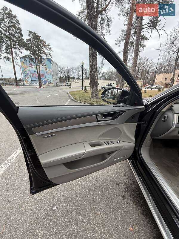 Седан Audi A8 2015 в Харькове