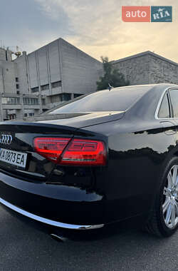 Седан Audi A8 2013 в 