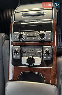Седан Audi A8 2013 в 