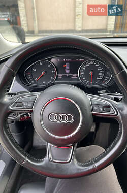 Седан Audi A8 2010 в 