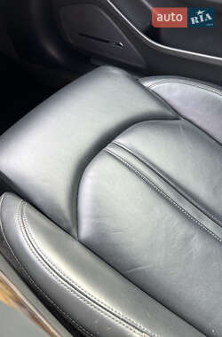 Седан Audi A8 2010 в 
