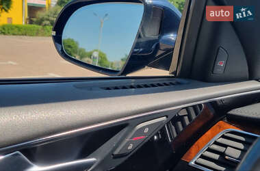 Седан Audi A8 2014 в 
