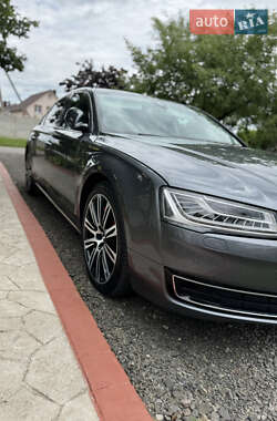 Седан Audi A8 2014 в 