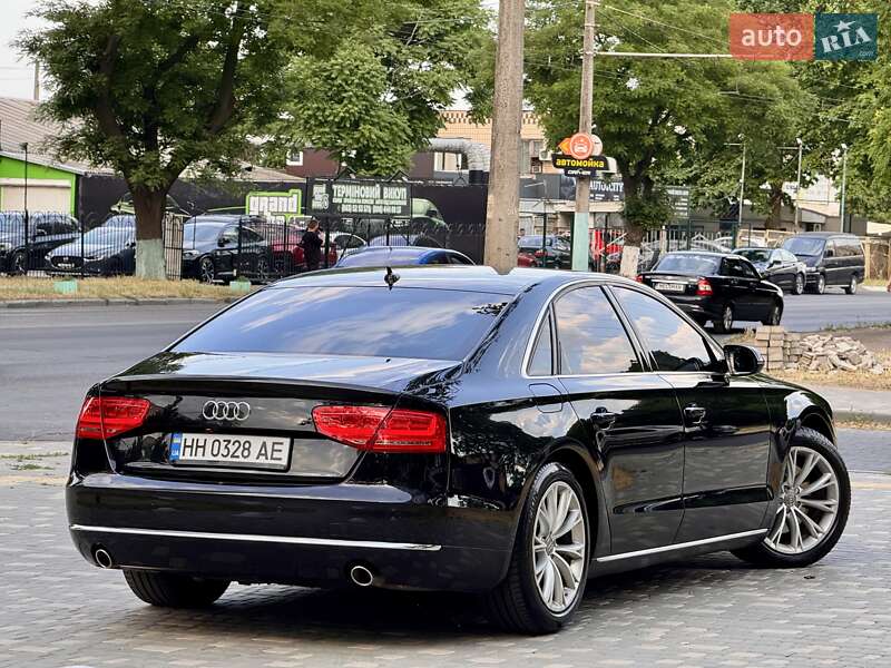 Седан Audi A8 2011 в Одессе