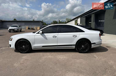 Седан Audi A8 2015 в 