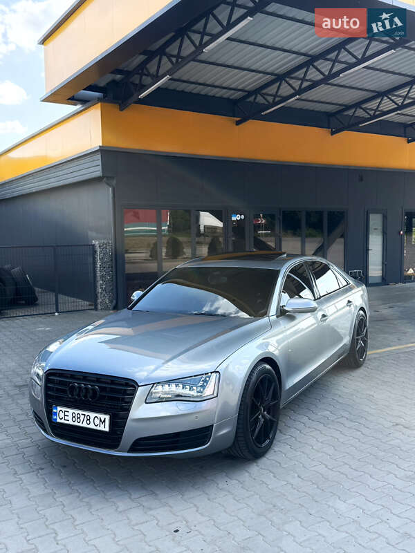 Седан Audi A8 2011 в Черновцах