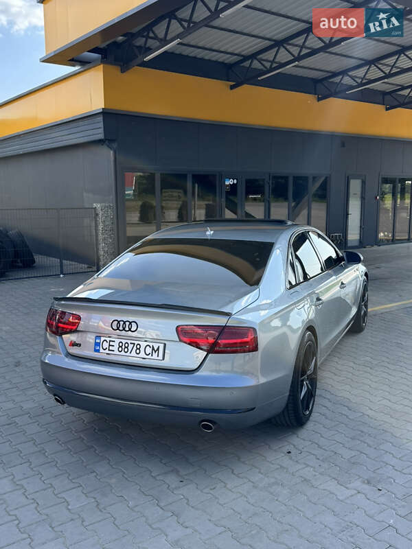 Седан Audi A8 2011 в Черновцах