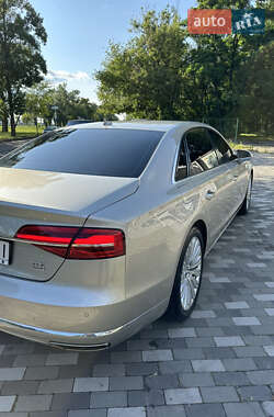 Седан Audi A8 2014 в 