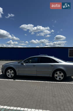 Седан Audi A8 2006 в 