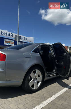 Седан Audi A8 2006 в 