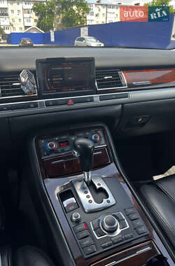 Седан Audi A8 2006 в 