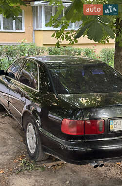 Седан Audi A8 2000 в Тернополе