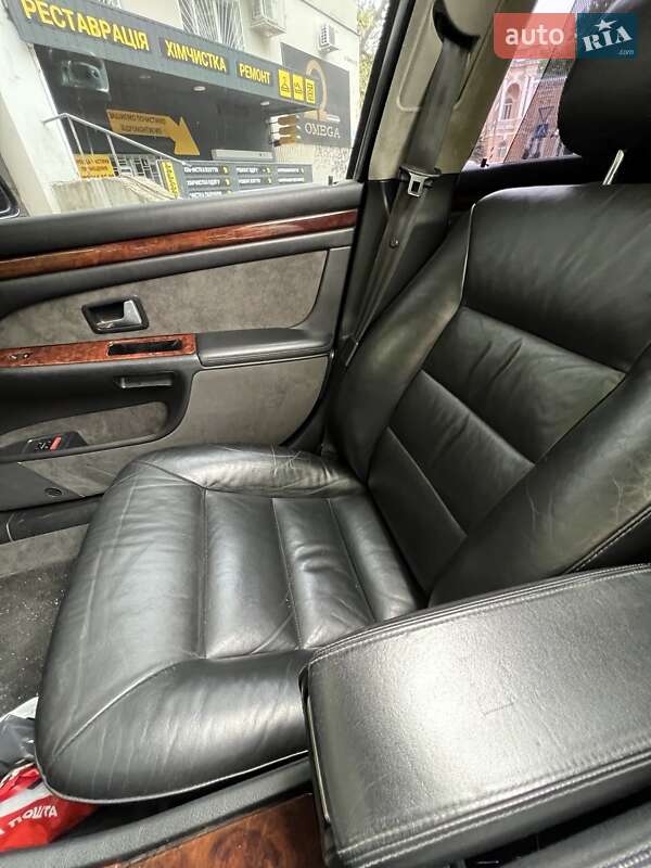 Седан Audi A8 2001 в Одесі