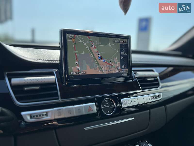 Седан Audi A8 2015 в Одессе