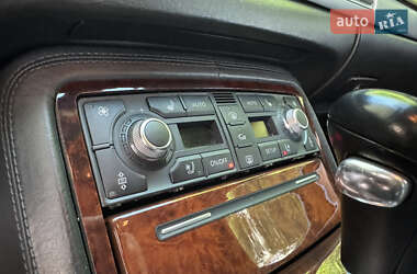 Седан Audi A8 2005 в 
