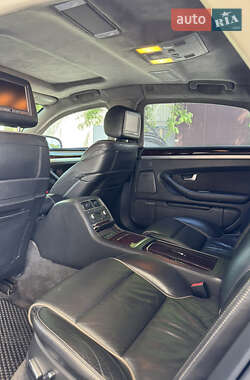 Седан Audi A8 2005 в 