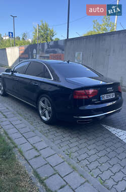 Седан Audi A8 2012 в 