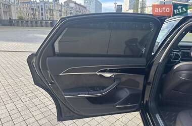 Седан Audi A8 2021 в 