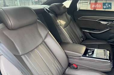 Седан Audi A8 2021 в 